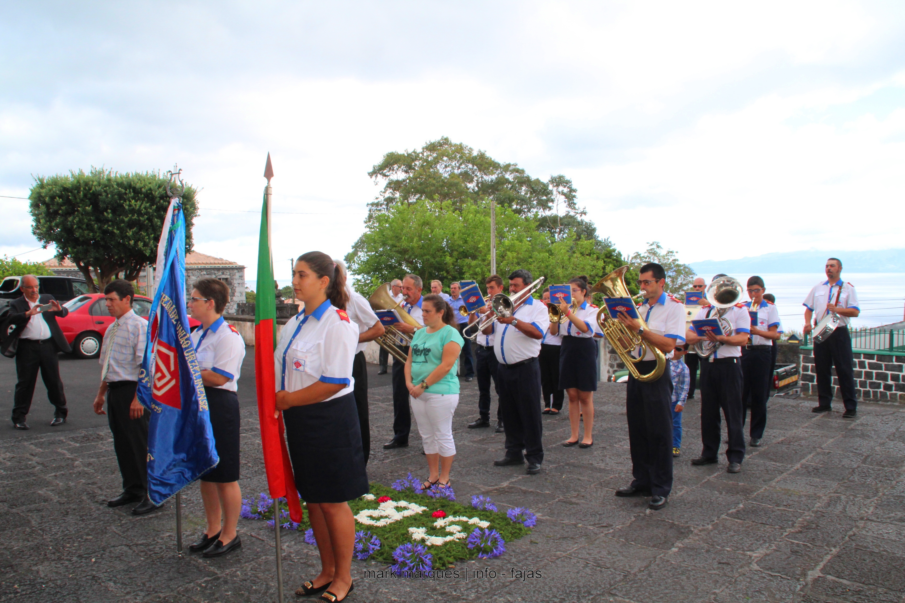 BANDA FILARMÓNICA UNIÃO URZELINENSE – Saúda BOM JESUS MILAGROSO. (c/ vídeo)