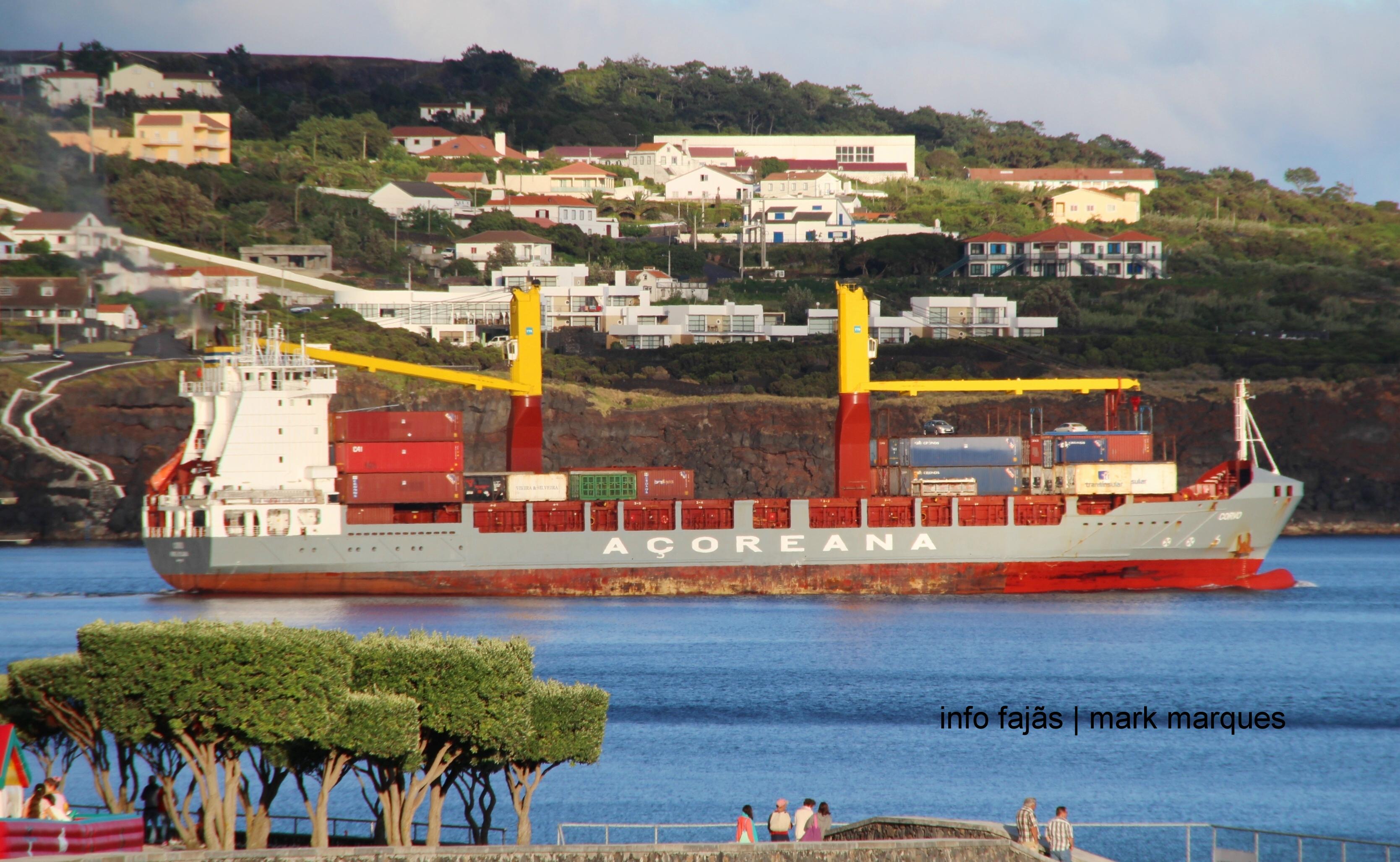 BAÍA DAS VELAS – ILHA DE SÃO JORGE (Açores)