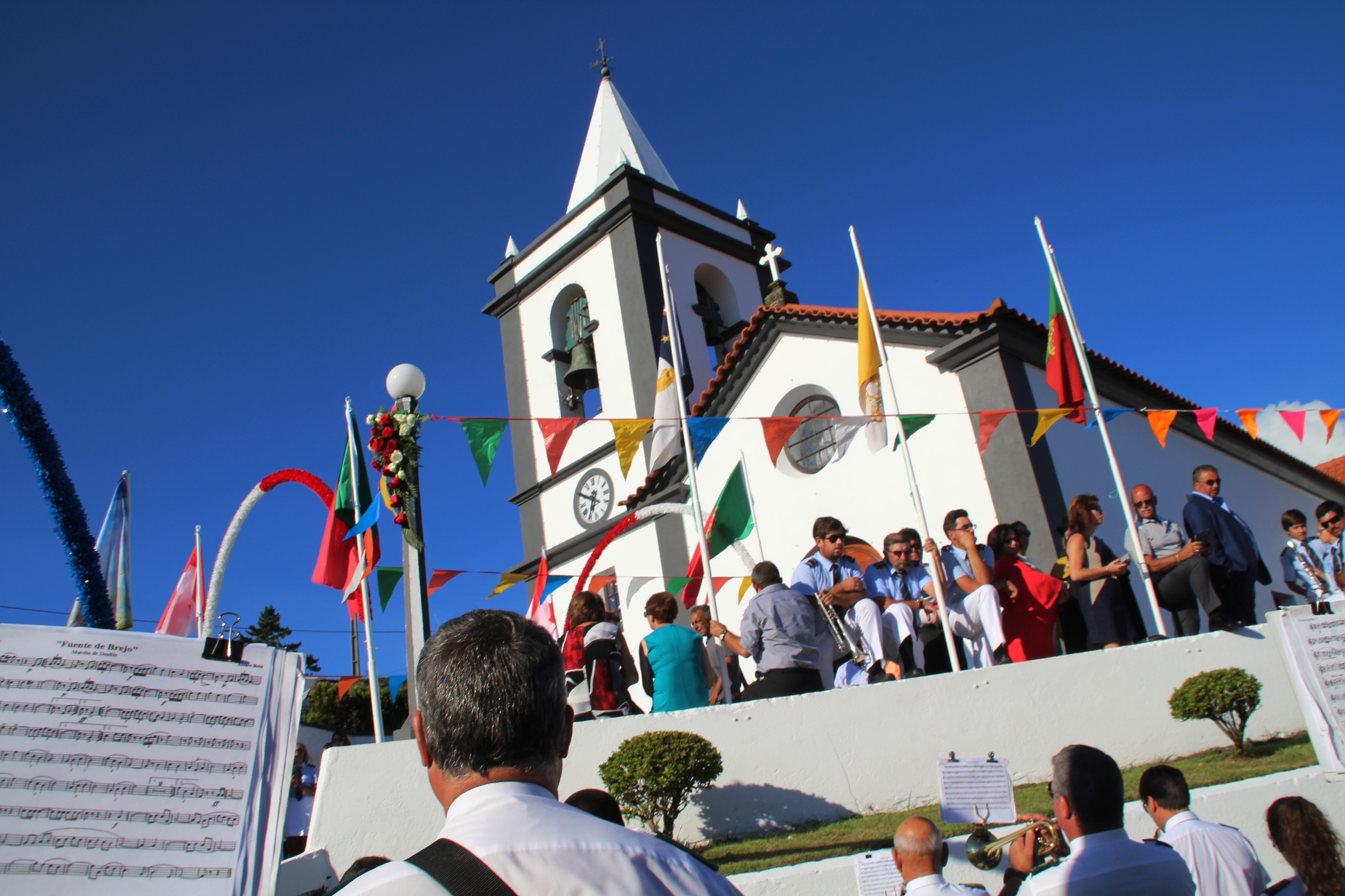 BANDAS FILARMÓNICAS SAÚDAM SANT`ANA – BEIRA (VELAS) – (Ilha de São Jorge) (c/ vídeo)