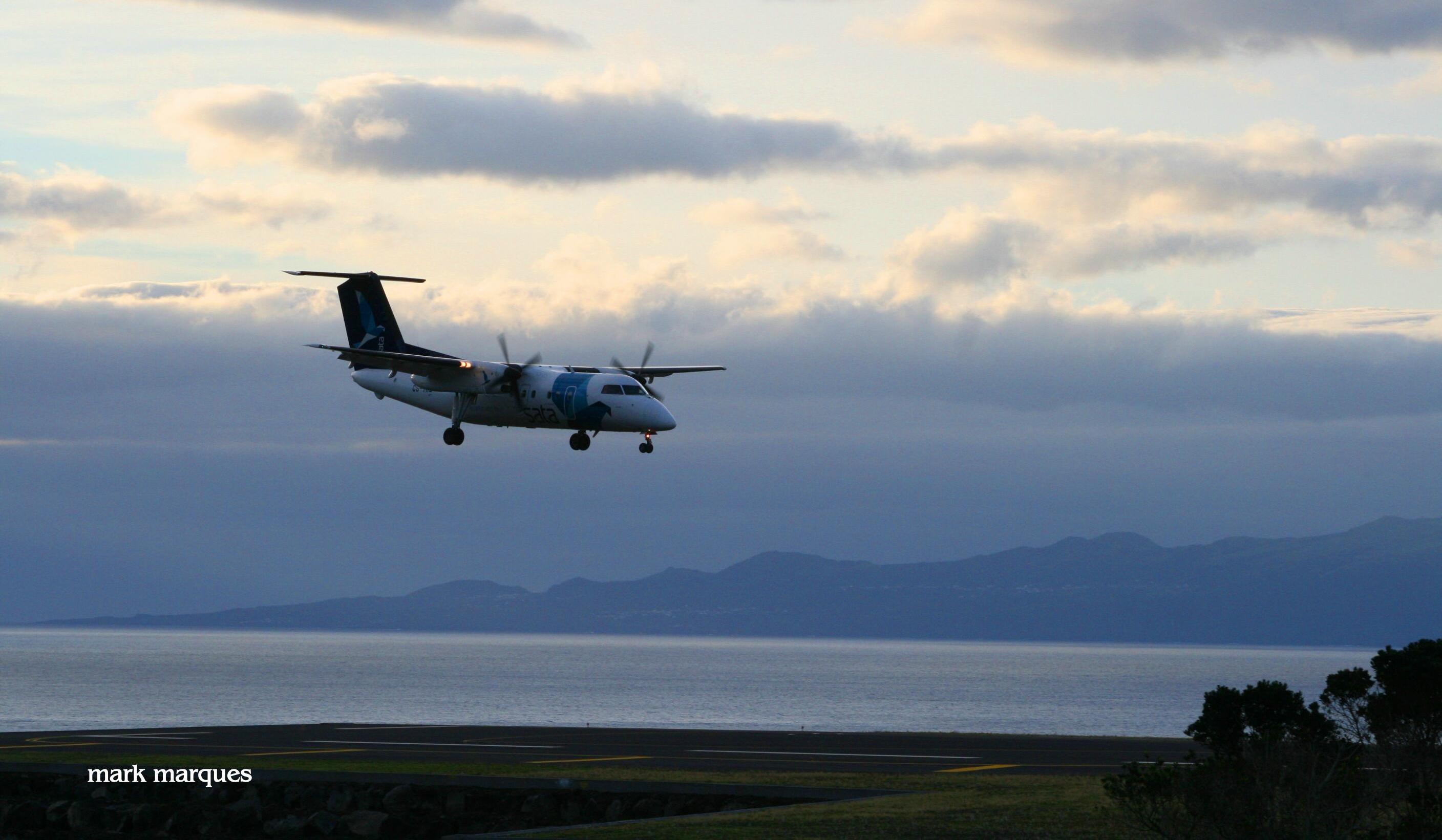 ILHA DE SÃO JORGE HÁ 3 DIAS “SEM AVIÃO” – MAU TEMPO OBRIGA SATA A CANCELAR LIGAÇÕES COM A ILHA.