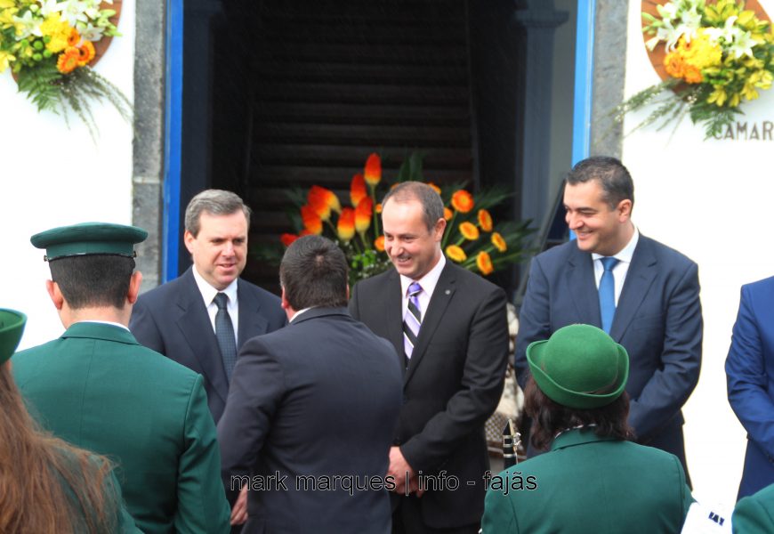 BANDAS FILARMÓNICAS APRESENTAM CUMPRIMENTOS À CÂMARA MUNICIPAL DA CALHETA. (reportagem fotográfica)