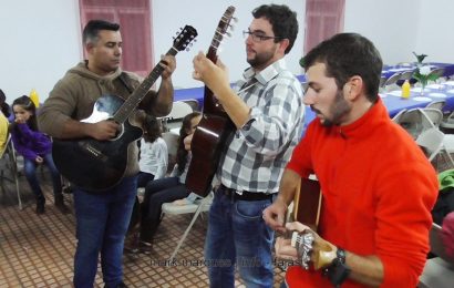 “CHAMARRITA” – FESTA DO ANIVERSÁRIO DA BANDA FILARMÓNICA DE SANTO AMARO – ILHA DE SÃO JORGE. (c/ vídeo)