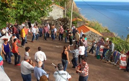 FAJÃ DA SARAMAGUEIRA FESTEJA O SÃO MARTINHO – ILHA DE SÃO JORGE (c/ vídeo)