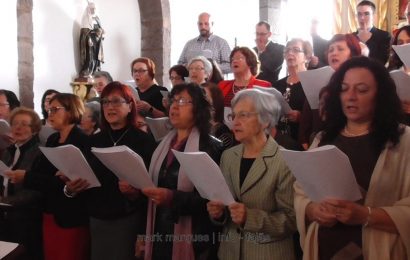 GRUPO CORAL CANTA “HINO DE SANTA CATARINA” – CALHETA – ILHA DE SÃO JORGE. (c/ vídeo)