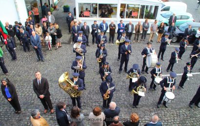 BANDAS FILARMÓNICAS TROCAM CUMPRIMENTOS – CALHETA – ILHA DE SÃO JORGE (c/ vídeo)