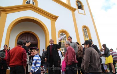 MISSA EM HONRA DE SANTO ANTÃO / ARREMATAÇÕES (Santo Antão – Topo) – São Jorge. (reportagem fotográfica)