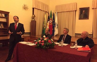 PEDRO GOMES PRESIDE À ASSOCIAÇÃO DE ANTIGOS ALUNOS DO LICEU ANTERO DE QUENTAL