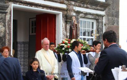 MISSA E PROCISSÃO / NORTE GRANDE / FESTA DE SANTO ANTÃO – Ilha de São Jorge (reportagem fotográfica)