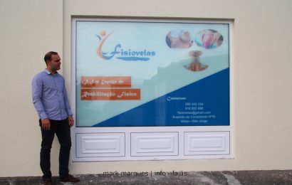 PEDRO GAMBÃO JOVEM FISIOTERAPEUTA ABRE CENTRO NA VILA DAS VELAS – Ilha de São Jorge (c/ reportagem fotográfica)