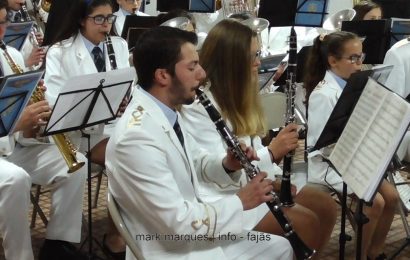 BANDA FILARMÓNICA DE SANTO AMARO – APRESENTAÇÃO REPERTÓRIO 2017 – (5ª de 7 peças) – Ilha de São Jorge (c/ vídeo)