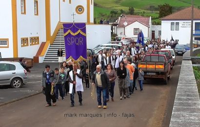 PROCISSÃO DO ENTERRO DO SENHOR– SANTO ANTÃO – ILHA DE SÃO JORGE. (c/ vídeo)