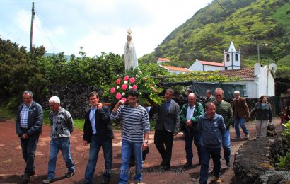 PROCISSÃO DE Nª SRª DE FÁTIMA – FAJÃ DA RIBEIRA D`AREIA – Ilha de São Jorge (c/ vídeo)