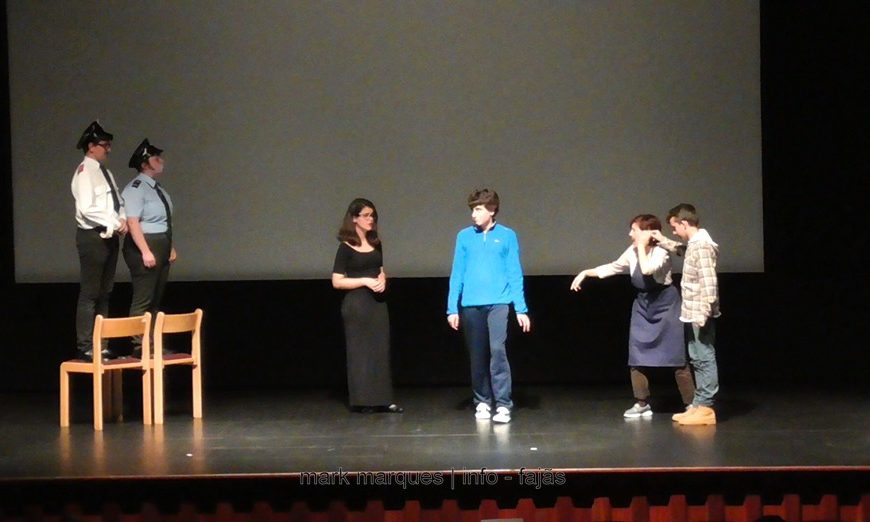“Pai! Mãe! Fomos assaltados”, CURTAS DE COMÉDIA no Auditório Municipal das Velas – Ilha de São Jorge (c/ vídeo)