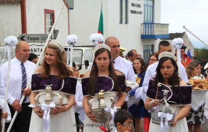DOMINGO DO ESPÍRITO SANTO – MISSA / COROAÇÃO – SANTO ANTÃO – Ilha de São Jorge (c/ reportagem fotográfica)