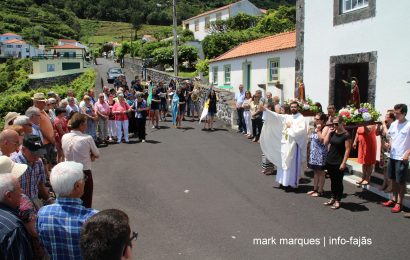 FAJÃ DO OUVIDOR – PROCISSÃO DE SÃO JOÃO – Ilha de São Jorge (c/ vídeo)