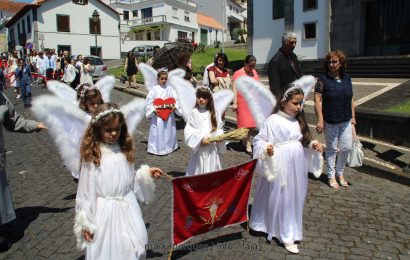 PROCISSÃO DO CORPO DE DEUS – VELAS – Ilha de São Jorge. (c/ reportagem fotográfica)