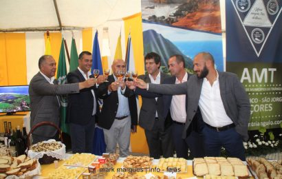 QUIOSQUE DAS ILHAS DO TRIÂNGULO – 30ª SEMANA CULTURAL – Velas – Ilha de São Jorge (c/ reportagem fotográfica)