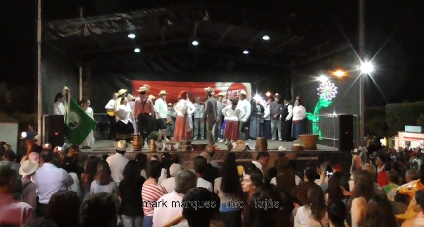 ATUAÇÃO DE GRUPO DE FOLCLORE – 30ª SEMANA CULTURAL – Velas – Ilha de São Jorge (c/ vídeo)