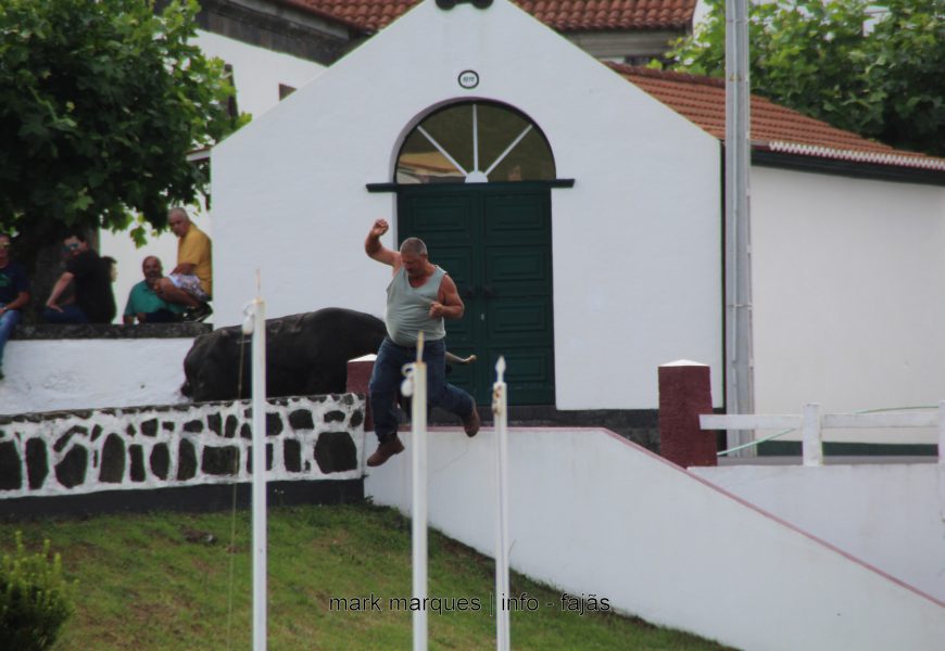 TOURADA À CORDA – NORTE PEQUENO – Ilha de São Jorge (c/ reportagem fotográfica)