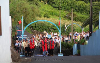 MISSA / PROCISSÃO / ARREMATAÇÕES – FESTA DE Nª SRª DA ENCARNAÇÃO – RIBEIRA DO NABO – Ilha de São Jorge  (c/ reportagem fotográfica)
