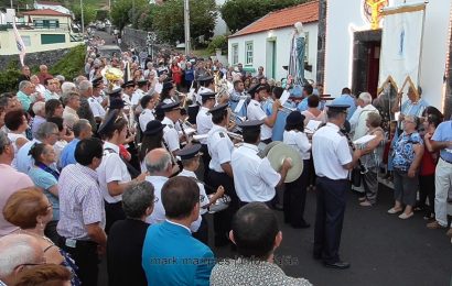 BANDA FILARMÓNICA SAÚDA Nª SRª das DORES – FESTAS DA FAJÃ DO OUVIDOR – Ilha de São Jorge (c/ vídeo)