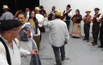 “GRUPO DE FOLCLORE DE ROSAIS” NAS FESTAS DA FAJÃ DO OUVIDOR – Ilha de São Jorge (c/ vídeo)
