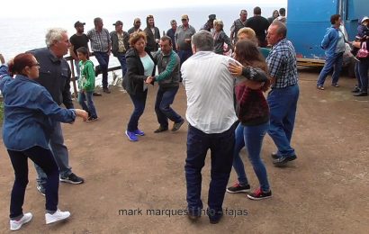 “CHAMARRITA DE QUATRO PARES” – FAJÃ DA SARAMAGUEIRA – Ilha de São Jorge (c/ vídeo)