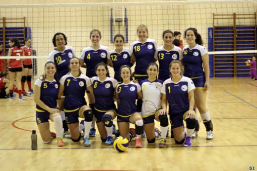 CDE DO TOPO VENCE DÉRBI – ADRE Praiense lidera – ZONA AÇORES DE VOLEIBOL FEMININO