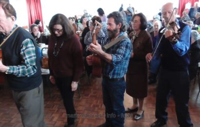 “BAILE DE RODA” NA FESTA DOS IDOSOS – Ribeira Seca – Ilha de São Jorge (c/ vídeo)