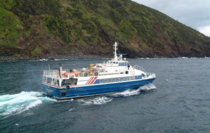 “Expresso do Triângulo” poderá voltar a navegar – Atlânticoline pondera recuperar antigo catamarã para substituir navio encalhado