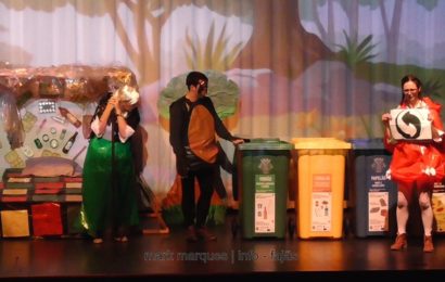 AÇÃO DE SENSIBILIZAÇÃO / TEATRO –“EU VOU RECICLAR PARA QUE NÃO ACABEM AS HISTÓRIAS DE ENCANTAR” – Auditório Municipal de Velas  (c/ vídeo)