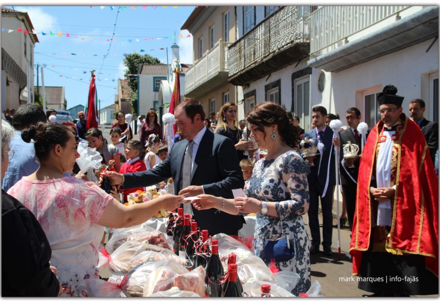 FESTA DO DIVINO ESPÍRITO SANTO (5º JANTAR) – Santo Antão – Ilha de São Jorge (c/ reportagem fotográfica)