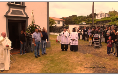FIÉIS DESPEDEM-SE DE Nª SRª DE FÁTIMA – FAJÃ DA RIBEIRA D`AREIA – Ilha de São Jorge (c/ vídeo)