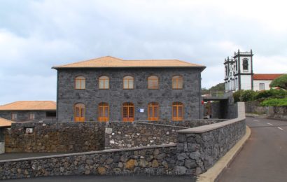 INAUGURAÇÃO DE HOTEL DE TURISMO EM ESPAÇO RURAL “QUINTA DA MAGNÓLIA”- Urzelina – Ilha de São Jorge (c/ reportagem fotográfica)