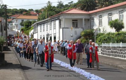 FESTA DO BOM JESUS “Procissão” – Urzelina – Ilha de São Jorge (c/ reportagem fotográfica)