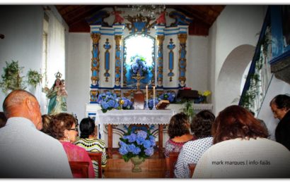 FESTA DE Nª SRª DO GUADALUPE “Missa”– Manadas – Ilha de São Jorge (c/ vídeo)