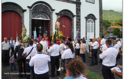 UNIÃO URZELINENSE SAÚDA O SENHOR BOM JESUS – Urzelina – Ilha de São Jorge (c/ vídeo)