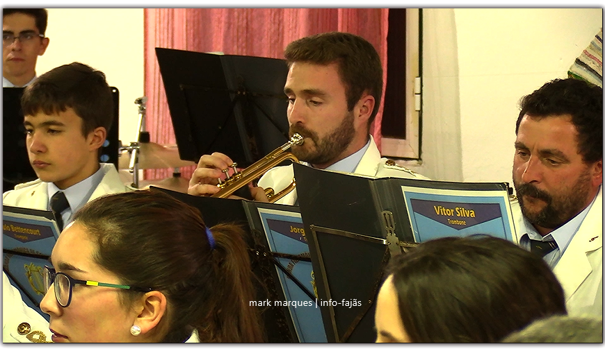 BANDA FILARMÓNICA DE SANTO AMARO EM CONCERTO – (Intercâmbio cultural) – Ilha de São Jorge (c/ vídeo)