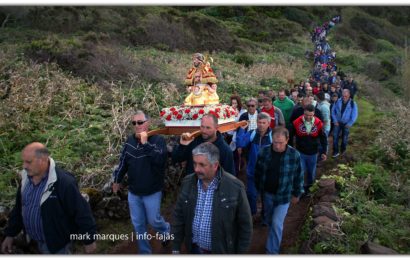 IMAGEM DO SENHOR SANTO CRISTO DE RUMO AO SANTUÁRIO – Fajã da Caldeira de Santo Cristo – Ilha de São Jorge (c/ vídeo)