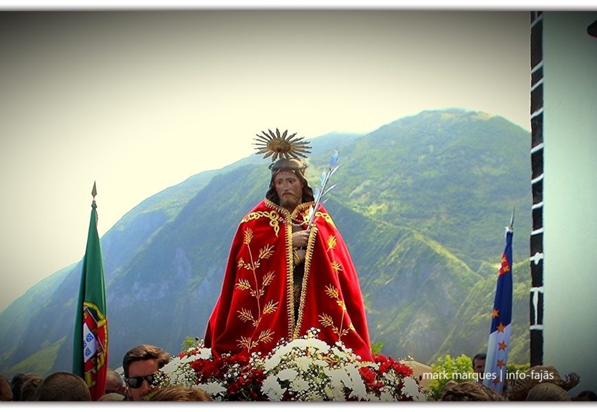 IMAGEM DO SENHOR SANTO CRISTO REGRESSA AO SANTUÁRIO na Fajã da Caldeira do Santo Cristo – (próximo domingo dia 14, em procissão) – Fajã dos Cubres para Fajã da Caldeira