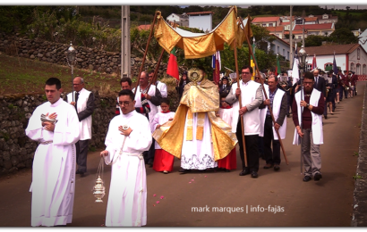PROCISSÃO DA RESSURREIÇÃO DO SENHOR– Vila do Topo – Ilha de São Jorge (c/ vídeo)