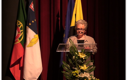 LANÇAMENTO DO LIVRO DE POEMAS “RETALHOS” DE TERESA BLAYER – Auditório Municipal de Velas – Ilha de São Jorge (c/ vídeo)
