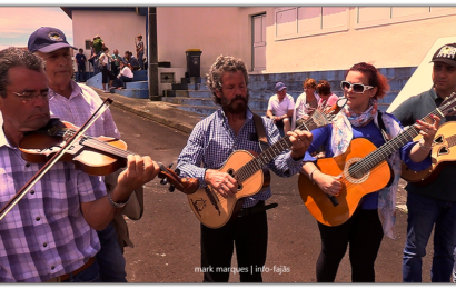 “CANTIGAS SOLTAS” NA FESTA DO GADO – Norte Pequeno – Ilha de São Jorge (c/ vídeo)