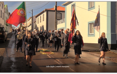 “RECREIO DOS LAVRADORES”, desfila na Festa de Santo Antão – Ilha de São Jorge (c/ vídeo)