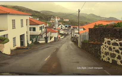 APÓS TRÊS SEMANAS OS JORGENSES CONTINUAM A CUMPRIR O DISTANCIAMENTO SOCIAL E RECOLHIMENTO (Volta pela Ilha de São Jorge) (c/ vídeo)