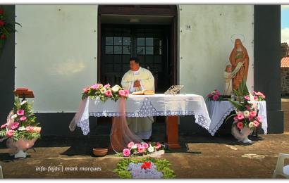FESTA DE SANT`ANA (Missa Campal) – Beira / Velas – Ilha de São Jorge (c/ vídeo)