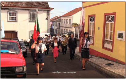 RECREIO TOPENSE desfila nas Festas de Nª Srª do Rosário – Vila do Topo – Ilha de São Jorge (c/ vídeo)