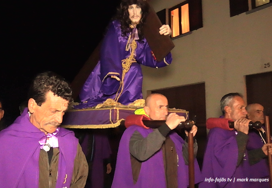 URZELINA – Procissão da mudança do Senhor dos Passos – Ilha de São Jorge (c/ vídeo)