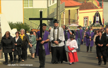 “PROCISSÃO DO ENTERRO DO SENHOR” – Vila do Topo – Ilha de São Jorge (c/ vídeo)