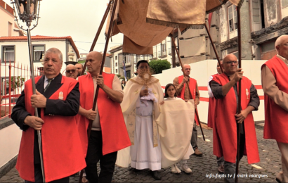 “Procissão do Corpo de Deus” volta à Vila das Velas – Ilha de São Jorge (c/ vídeo)